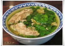 Canh cua rau đay mồng tơi và mướp