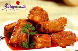 cách làm sườn sốt cà chua