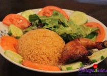 Cơm gà nướng mật ong kiểu mới