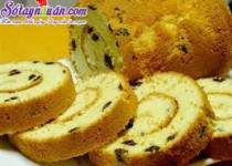 Tự làm món bánh bông lan nho khô ngon không kém ngoài tiệm