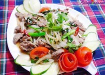 Cách làm thịt bê xào cần tỏi thơm ngon tuyệt hảo