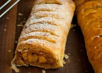 Công thức cho món bánh táo phủ đường kiểu Đức