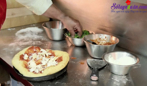 Cách làm pizza rán 8