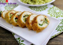 Cách làm thịt gà cuộn bông cải ngon không thể cưỡng