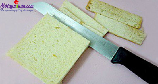 cách làm bánh mì kẹp chuối chiên 2