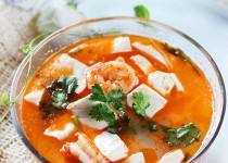 Canh đậu phụ nấu tôm ngon mát lành ngày hè