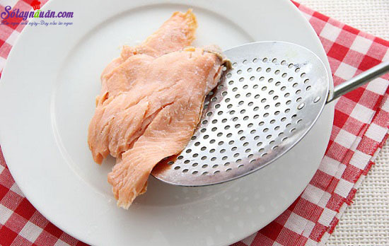 cách làm bánh cá hồi với khoai tây nghiền 4