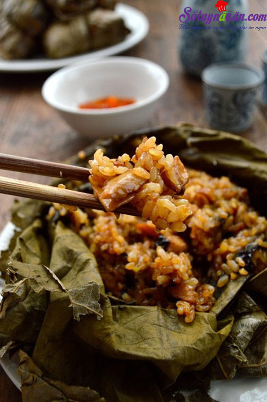 cách làm xôi gà hấp lá sen 1