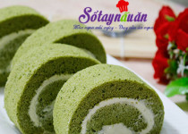 Bánh bông lan trà xanh cuộn kem tươi ngon tuyệt cú mèo