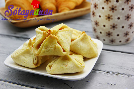 Cách làm bánh nướng nhân mặn cực kỳ hấp dẫn