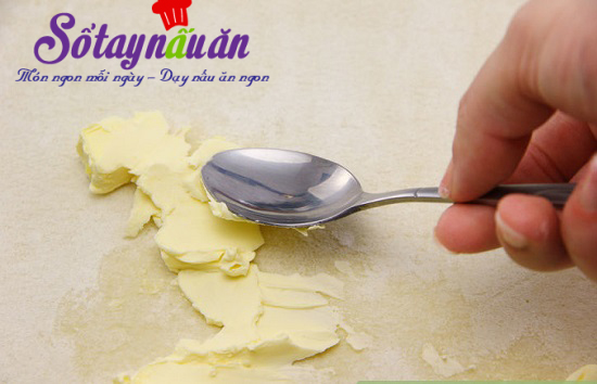 Cách làm bánh nướng nhân mặn cực kỳ hấp dẫn