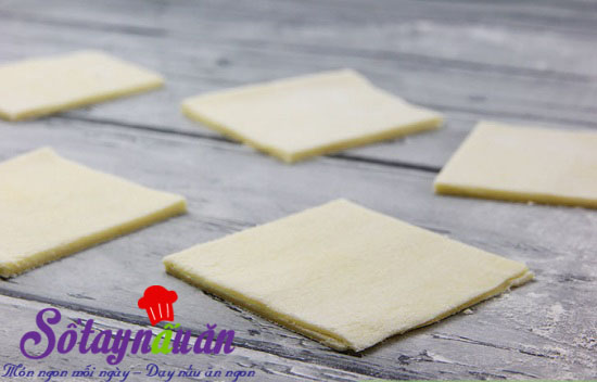 Cách làm bánh nướng nhân mặn cực kỳ hấp dẫn
