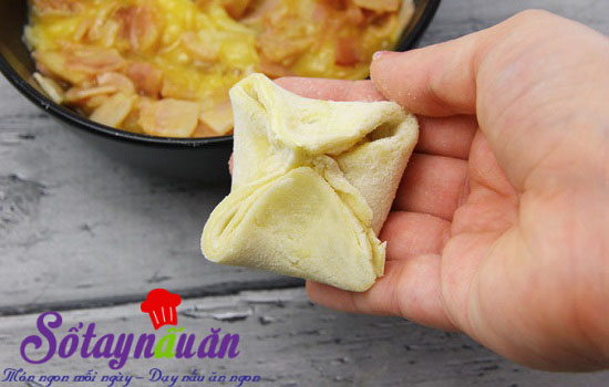 Cách làm bánh nướng nhân mặn cực kỳ hấp dẫn