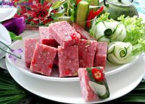 Mẹo làm nem chua ngon như ngoài hàng