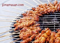 Thịt xiên nướng vàng rộm thơm ngon