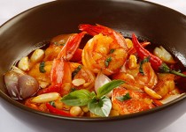Cách nấu tôm kho húng quế