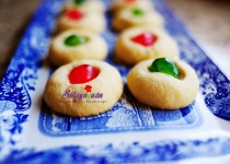 Thực đơn tiệc Noel – Bánh quy bơ cherry đón Giáng sinh