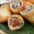 Lẩu gà chua cay cho ngày đông lạnh giá, bánh rán mặn món quà vặt chiều về