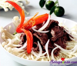Món xào, Giòn giòn nấm kim châm xào thịt bò