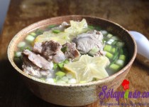 Canh bắp bò nấu khế nhanh gọn