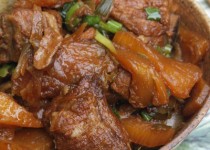 Sườn kho dứa đưa cơm