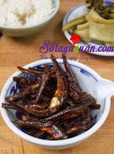 Món ngon cuối tuần, Cá cơm kho riềng