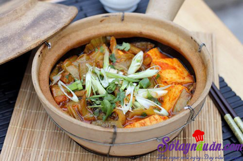 Nấu ăn món ngon mỗi ngày với Tướng ớt Hàn Quốc, Đậu phụ om dưa cải chua