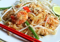 Hủ tiếu xào chua ngọt