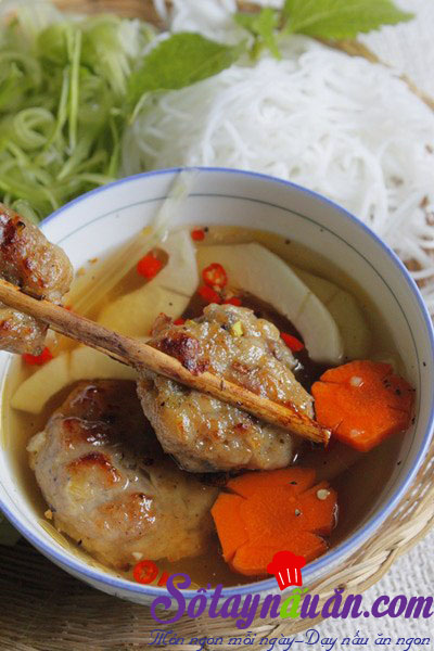 Món ăn Việt Nam, Bún chả nướng dân dã