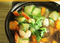 Canh bí cuộn tôm