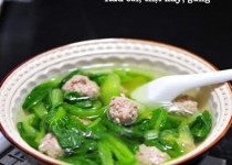 Canh rau cải nấu thịt