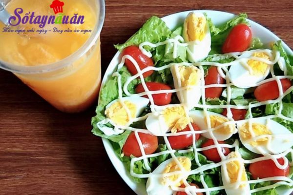 Tươi mát salad táo bắp cải tím, Hướng dẫn cách làm salad trứng luộc đơn giản giảm cân tốt