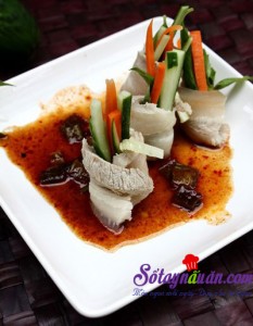 Món ngon cuối tuần, Thịt cuộn rau sốt me