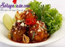 Vịt lộn xào me