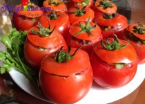 Thịt đúc cà chua hấp