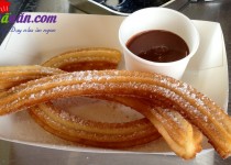 Cách làm bánh Churros Tây Ban Nha