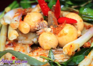 Món nhậu, Lẩu gà hấp hèm