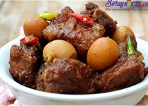 Thịt ba chỉ kho trứng cút đậm đà đưa cơm