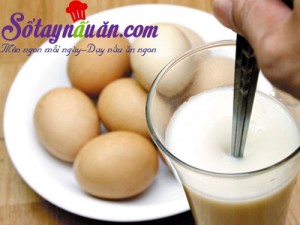 Đồ uống, sữa trứng mật ong cho ngày lạnh