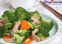 Giòn ngọt ngon cơm với bông cải xanh xào cật heo