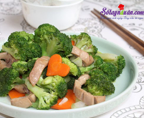 Nấu ăn món ngon mỗi ngày với Bầu dục heo (cật heo), bông cải xanh xào