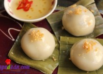 Bánh ít trần giản dị hương quê