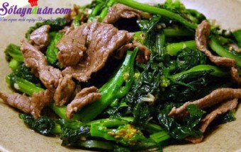 Nấu ăn món ngon mỗi ngày với Tai nấm hương hoặc nấm đông cô, cải xào thịt bò