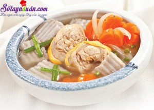 Món ăn Việt Nam, gà hầm khoai môn