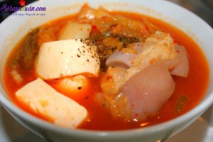 Món ăn miền Trung, Hướng dẫn cách làm giò heo hầm kim chi chua, cay siêu ngon