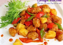 Hướng dẫn làm thịt chiên xốt dứa chua ngọt tuyệt hảo