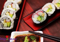 Cách làm sushi ngon tuyệt hảo và cực kì đơn giản