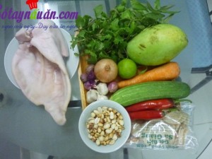 Mẹo vặt, Cách làm gỏi tai heo chua ngọt đơn giản ăn là thích