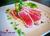Cách làm salad cá ngừ ngon như ngoài tiệm