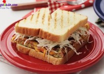 Cách làm bánh sandwich kẹp đơn giản cho bữa sáng